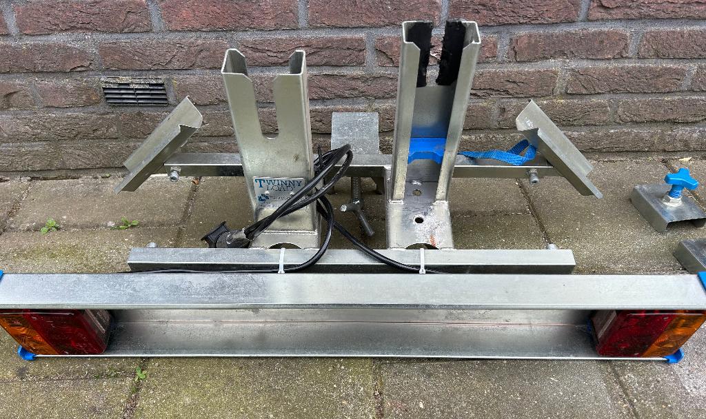 Fietsendrager Twinnyload, Auto diversen, Fietsendragers, Ophalen, 2 fietsen, Gebruikt, Trekhaakdrager
