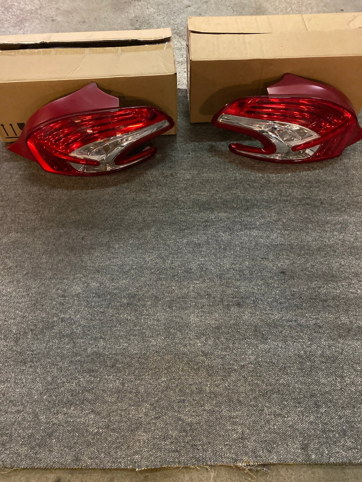 Achterlichten Peugeot 208 - Set (links & rechts), Ophalen, Gebruikt, Peugeot