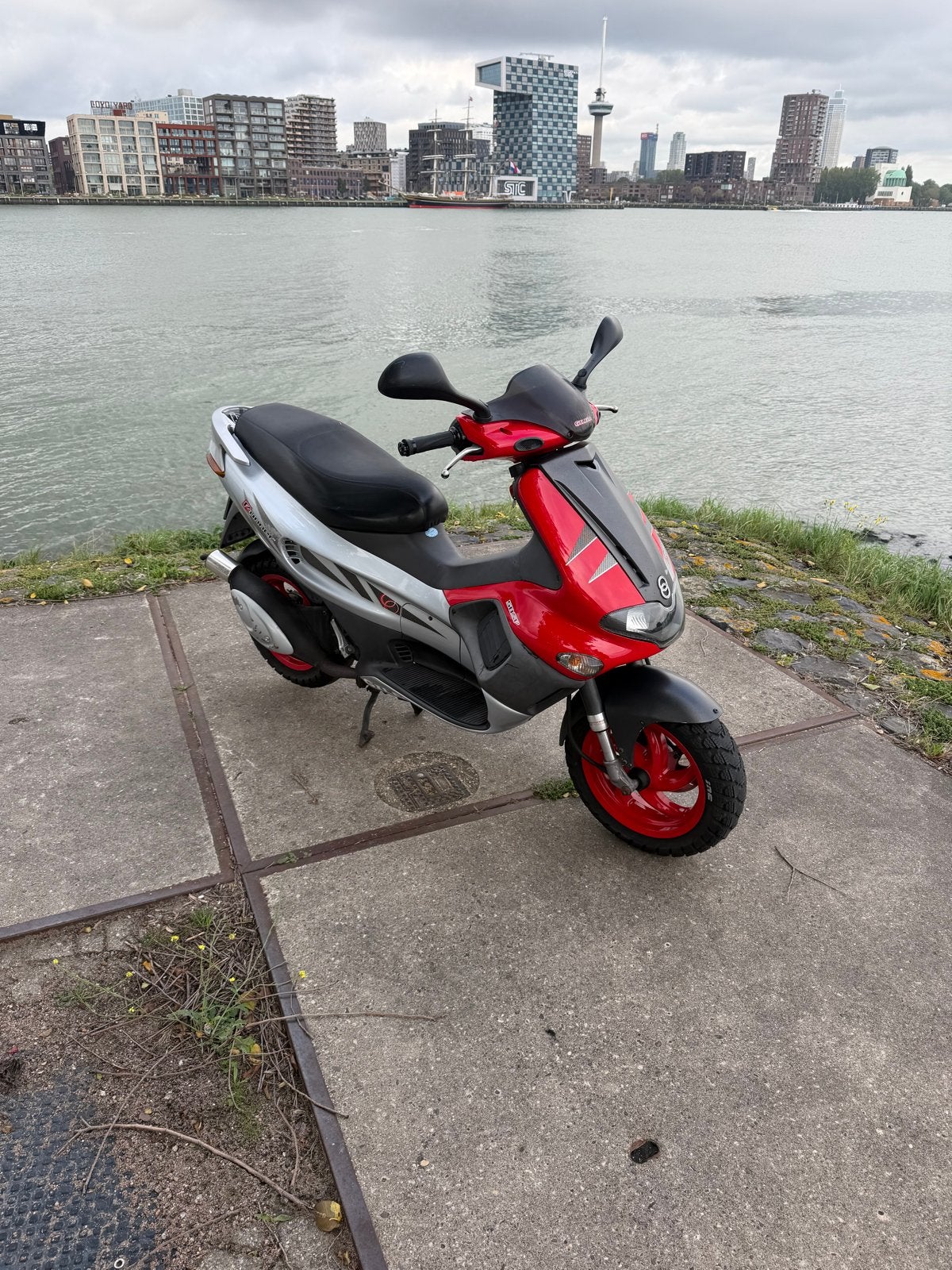 Gilera Runner 50cc SP Pro Bromscooter - Start en Loopt Goed, Ophalen of Verzenden, Gebruikt, Tweetakt, Gilera