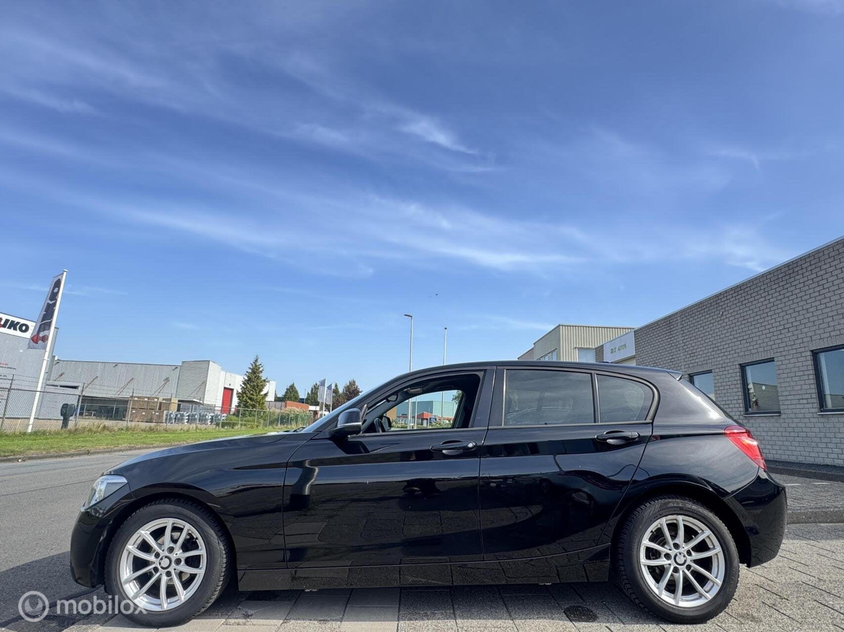 BMW 1-serie 116i Business|Xenon Carplay Cruise APK NAP, Auto's, 1-Serie, Euro 5, 4 cilinders, Zwart