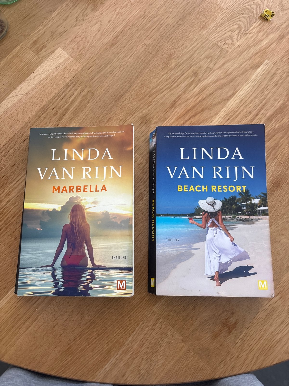 Linda van Rijn Thrillers: Marbella & Beach Resort, Boeken, Thrillers, Verzenden, Zo goed als nieuw, Nederland