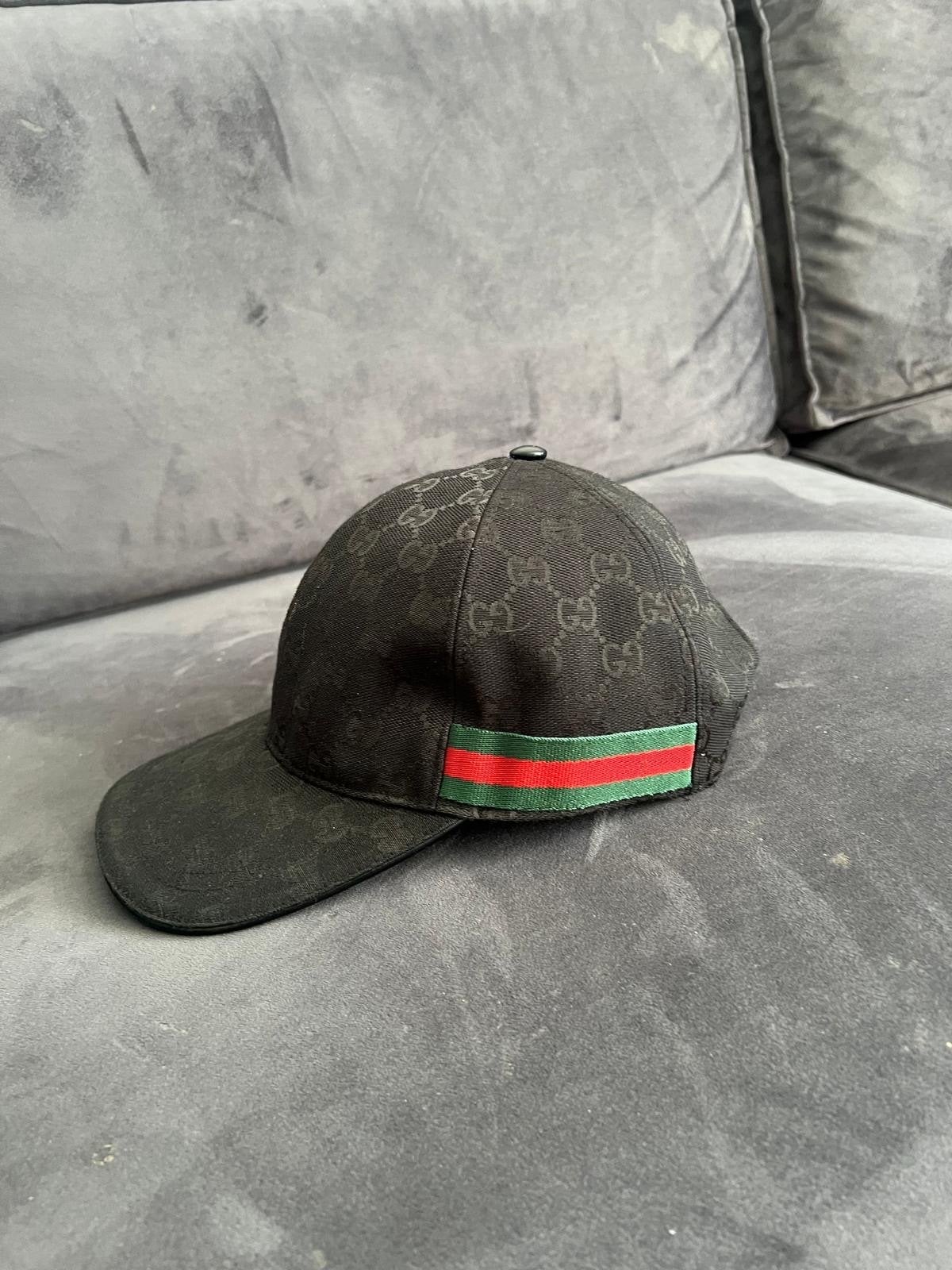 Gucci Pet Maat L - Stijlvolle Zwarte Cap met GG-patroon, Ophalen of Verzenden, Gedragen, Pet