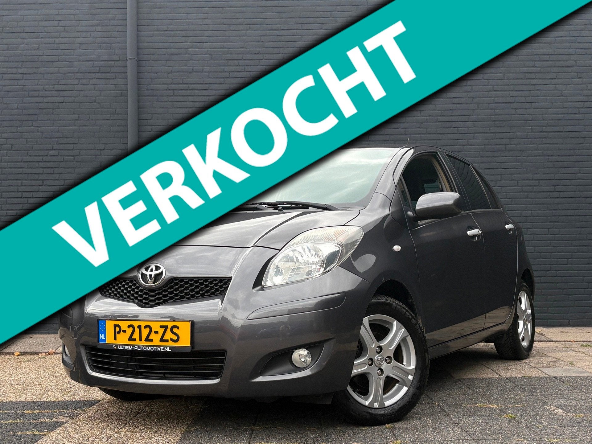 Toyota Yaris 1.3 VVTi 5-Deurs | Automaat | Keyless | Climate, Auto's, Euro 5, Stof, Gebruikt, 750 kg