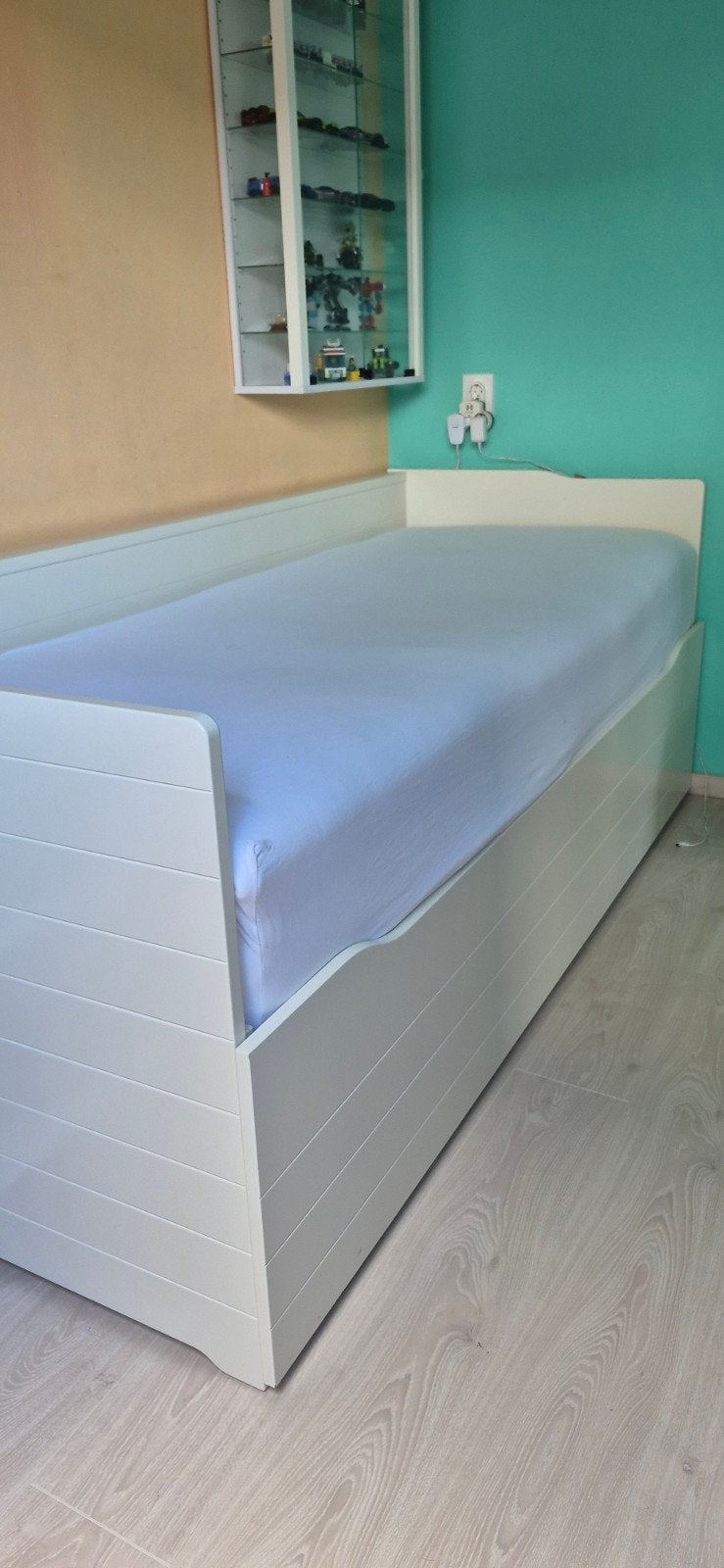 ikea uitschuifbare bed, Ophalen, Gebruikt, Wit, Tweepersoons