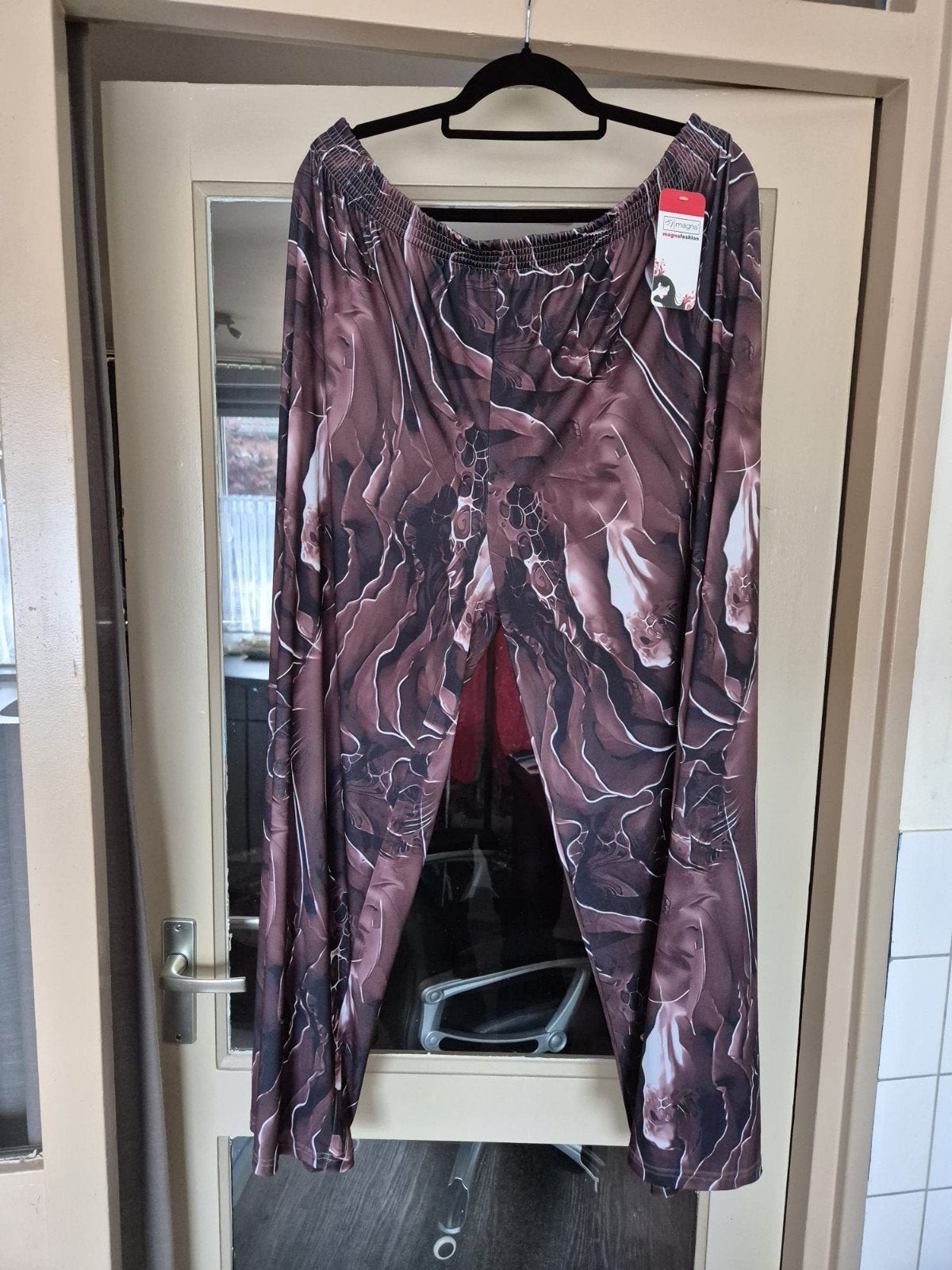 Magna broek, Kleding | Dames, Ophalen of Verzenden, Nieuw, Bruin, Broek of Spijkerbroek