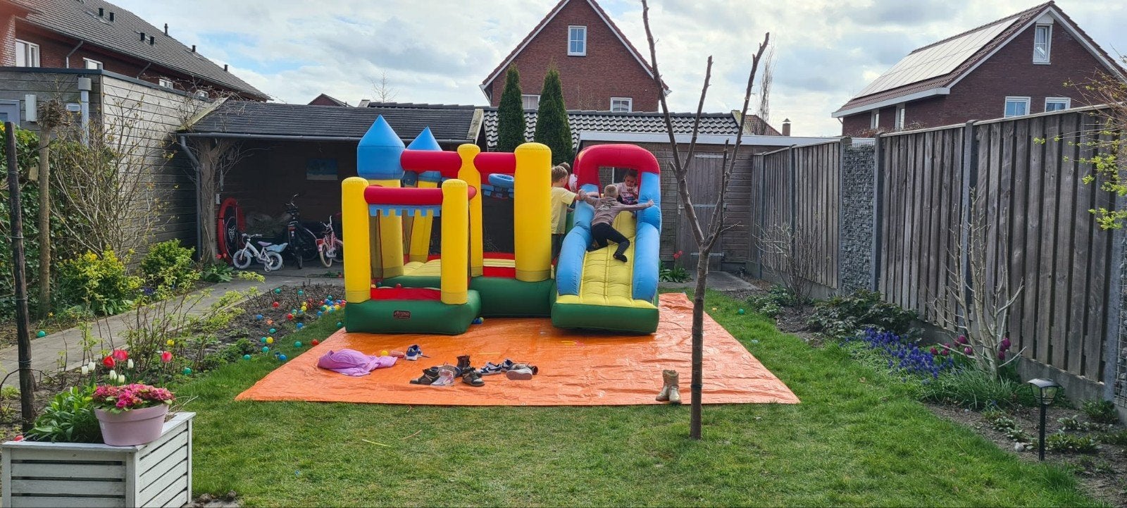 te huur springkussen kasteel, Hobby en Vrije tijd, Feestartikelen | Verhuur, Ophalen of Verzenden, Zo goed als nieuw, Overige