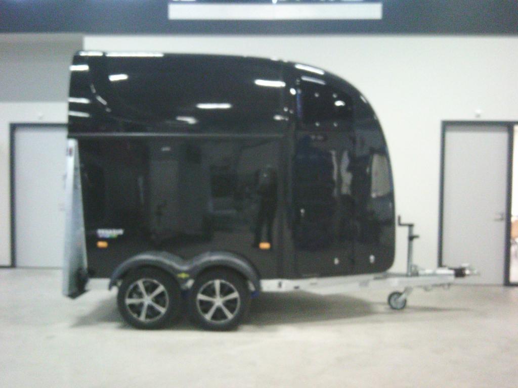 Nieuwe Humbaur Pegasus Style poly. AANBIEDING, Niet ingevuld, 2-paards trailer, Polyester, Ophalen