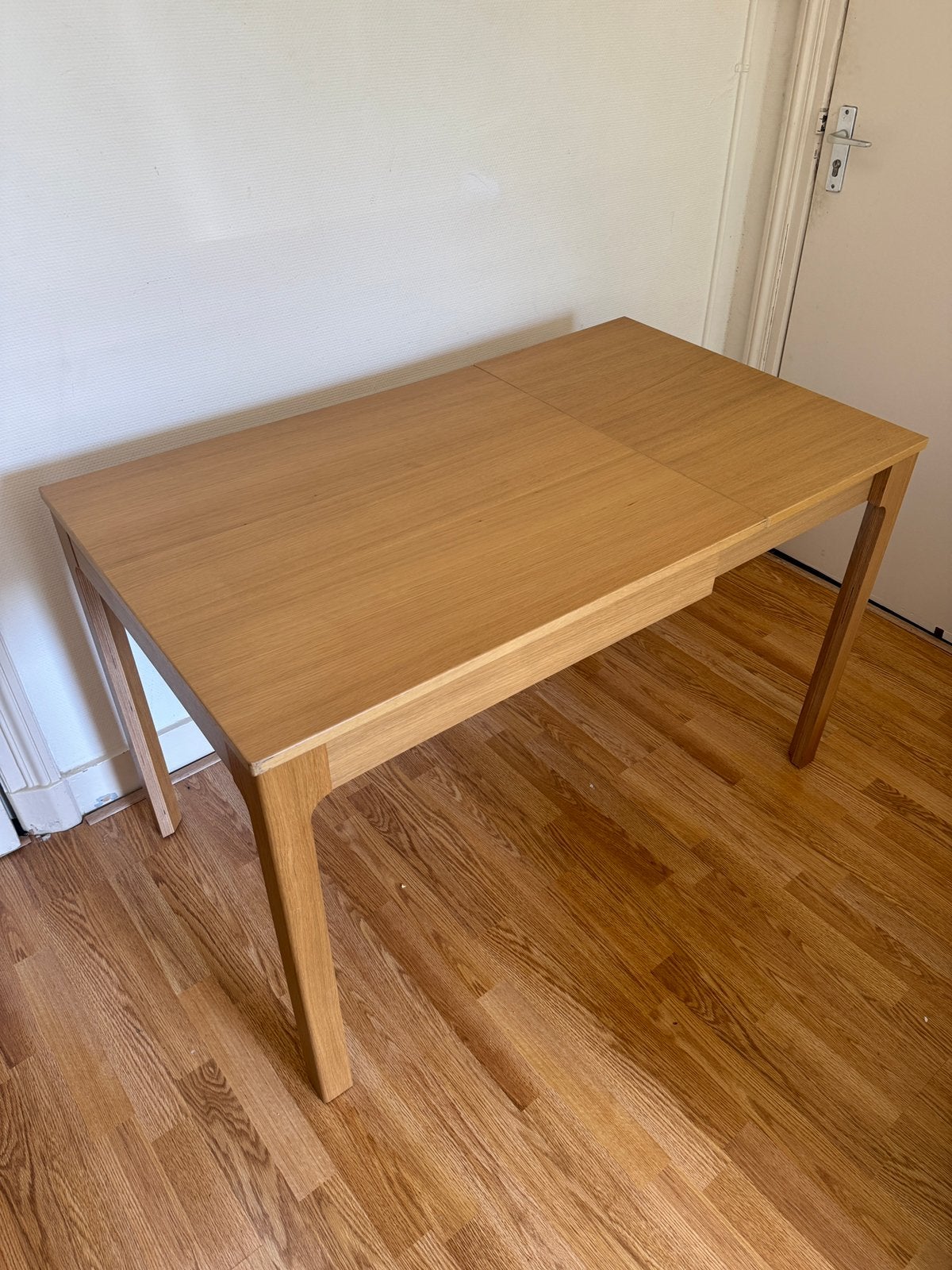 IKEA EKEDALEN uitschuifbare eettafel, eiken, 100 tot 150 cm, Eikenhout, Zo goed als nieuw, Vier personen