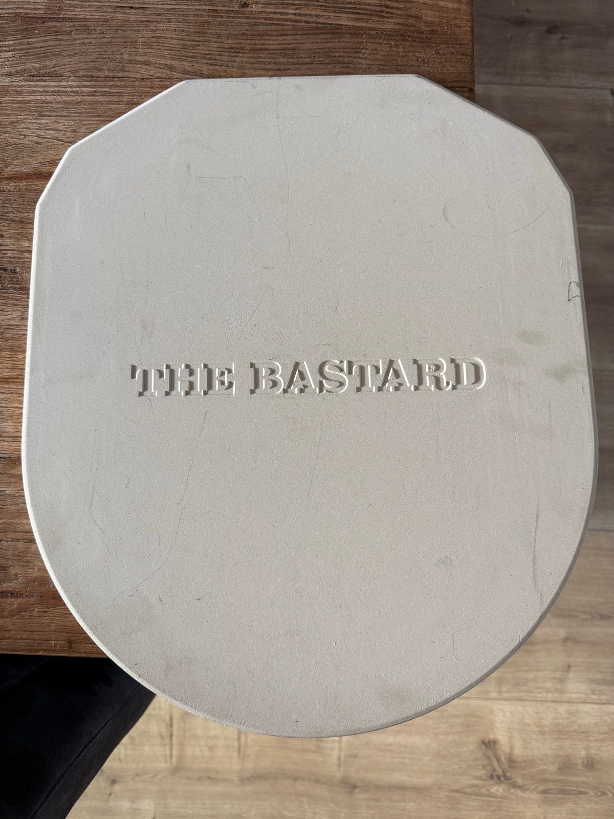 The Bastard pizzasteen voor perfecte pizza's, Ophalen, Gebruikt