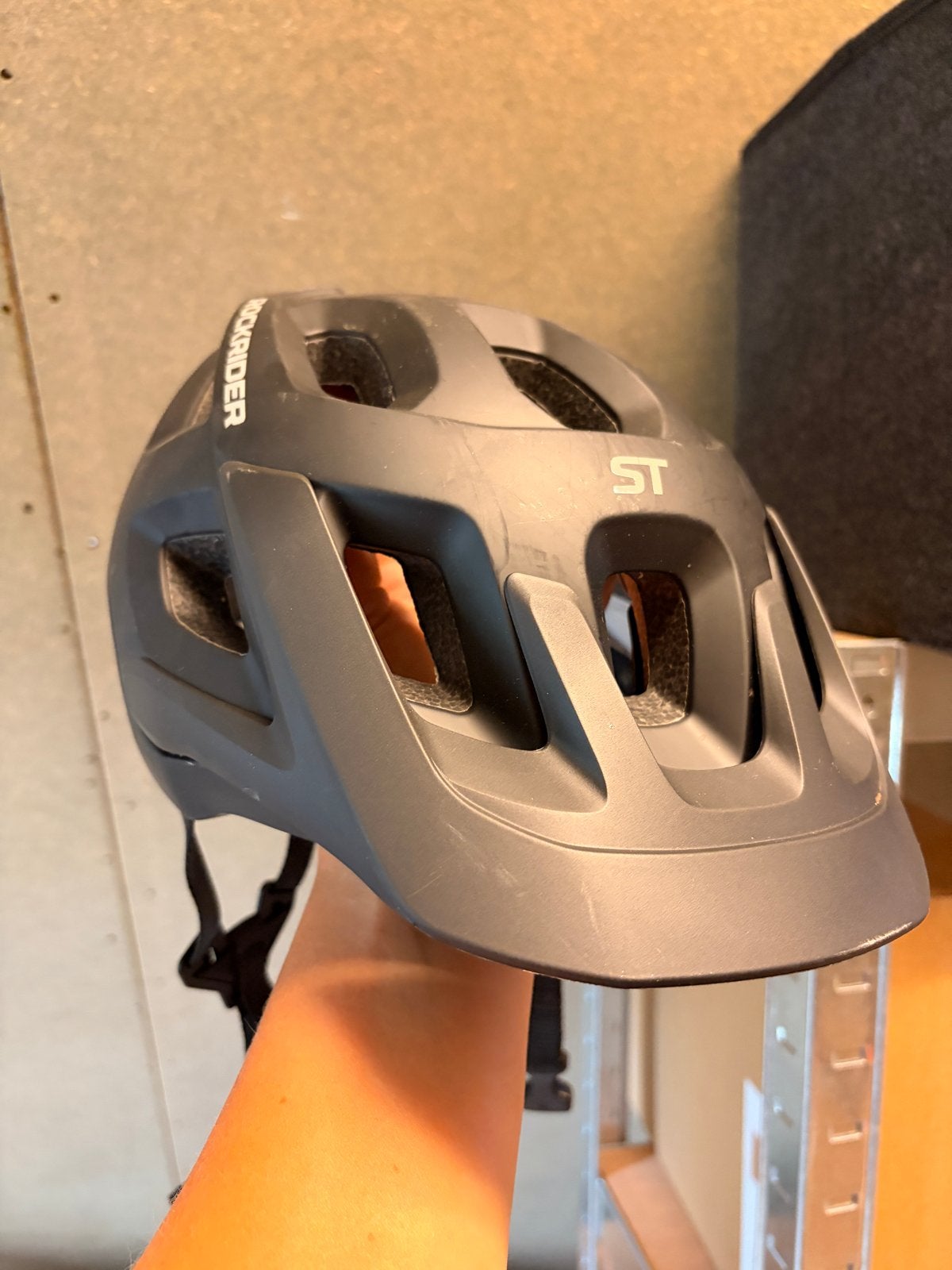 Rockrider ST Mountainbike Helm Decathlon - Zwart, Ophalen of Verzenden, Zo goed als nieuw, Overige maten, Heer of Dame
