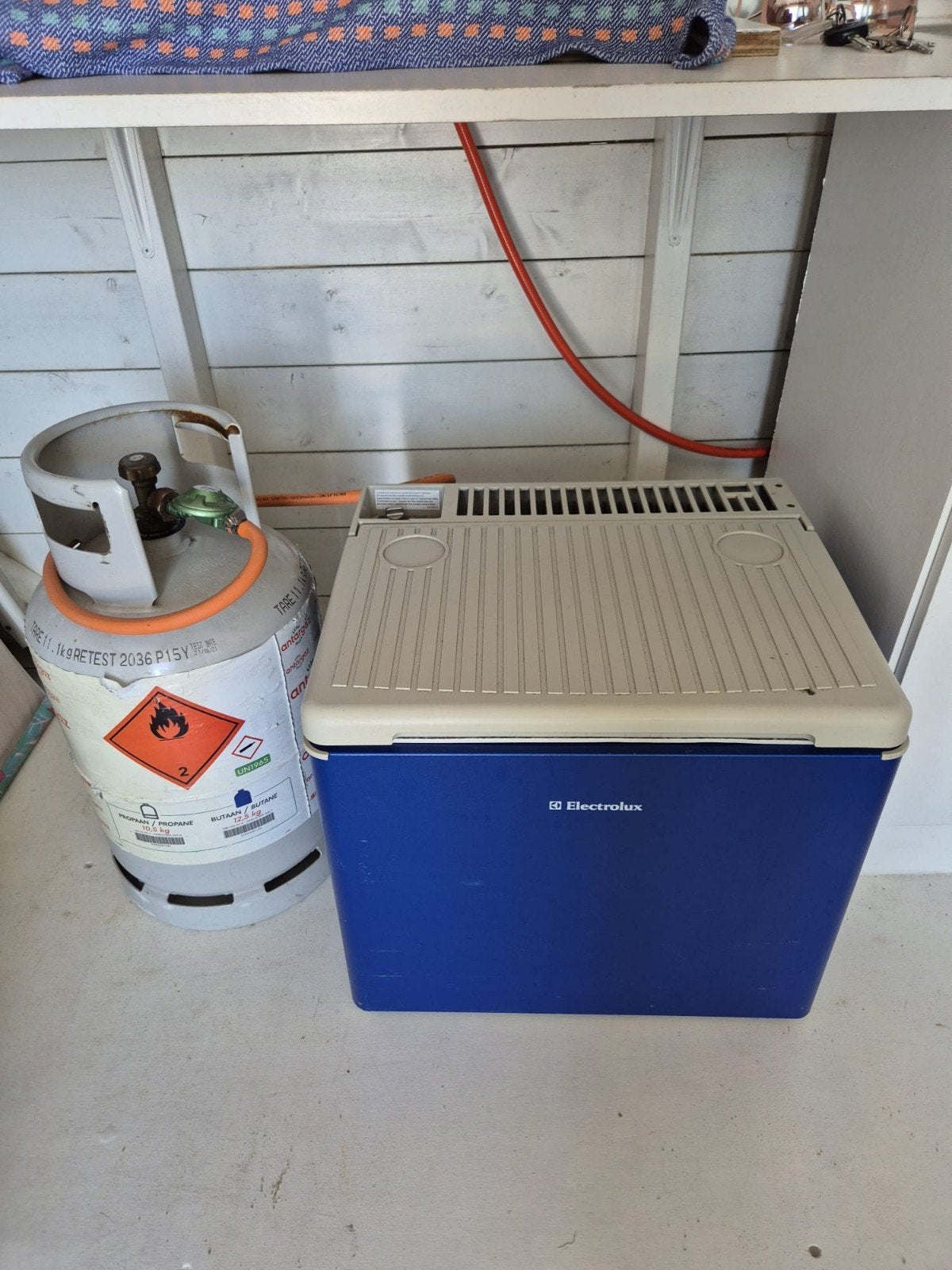 electrolux koelkastje. op gas,12 volt of 220volt, Ophalen of Verzenden, Gebruikt, Koelbox, Elektrisch