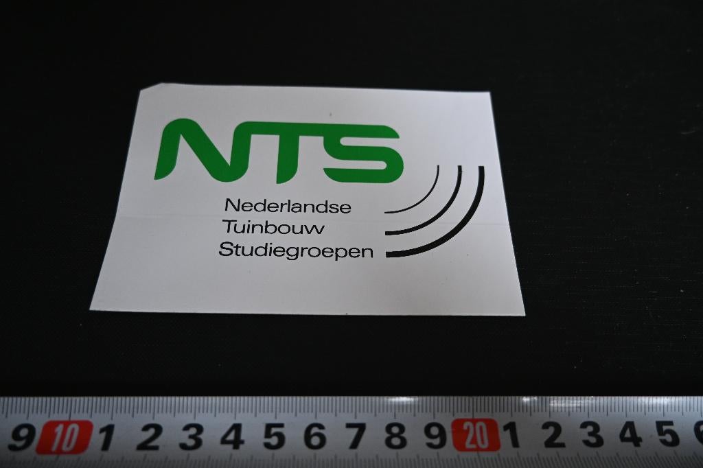 sticker NTS Nederlandse Tuinbouw Studiegroepen, Verzamelen, Stickers, Zo goed als nieuw, Ophalen