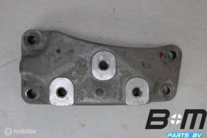 Console links VW Transporter T5 GP 1K0199117AM, Auto-onderdelen, Gebruikt