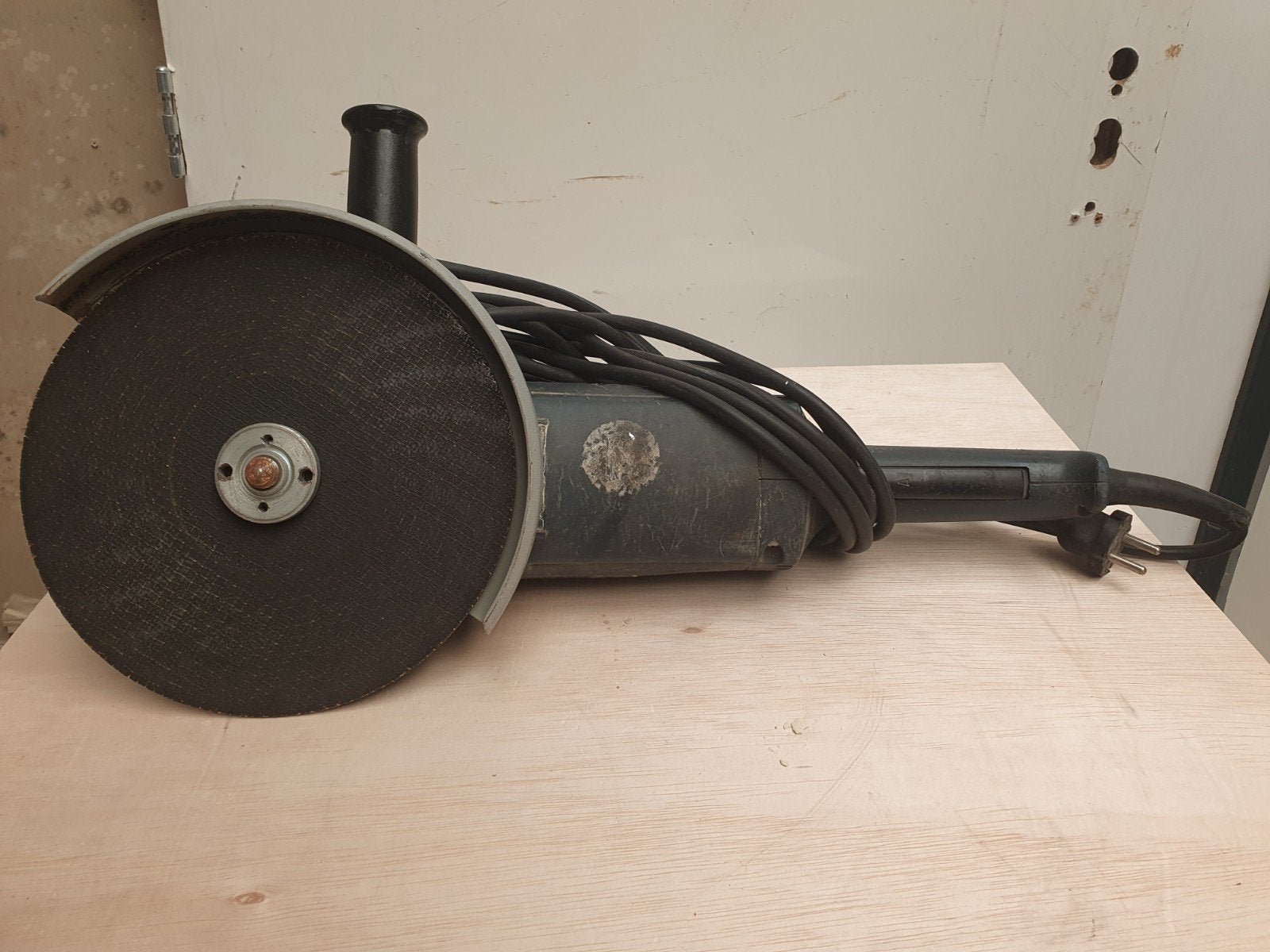 Bosch GWS 20-180 Haakse Slijper - 2000W, Ophalen