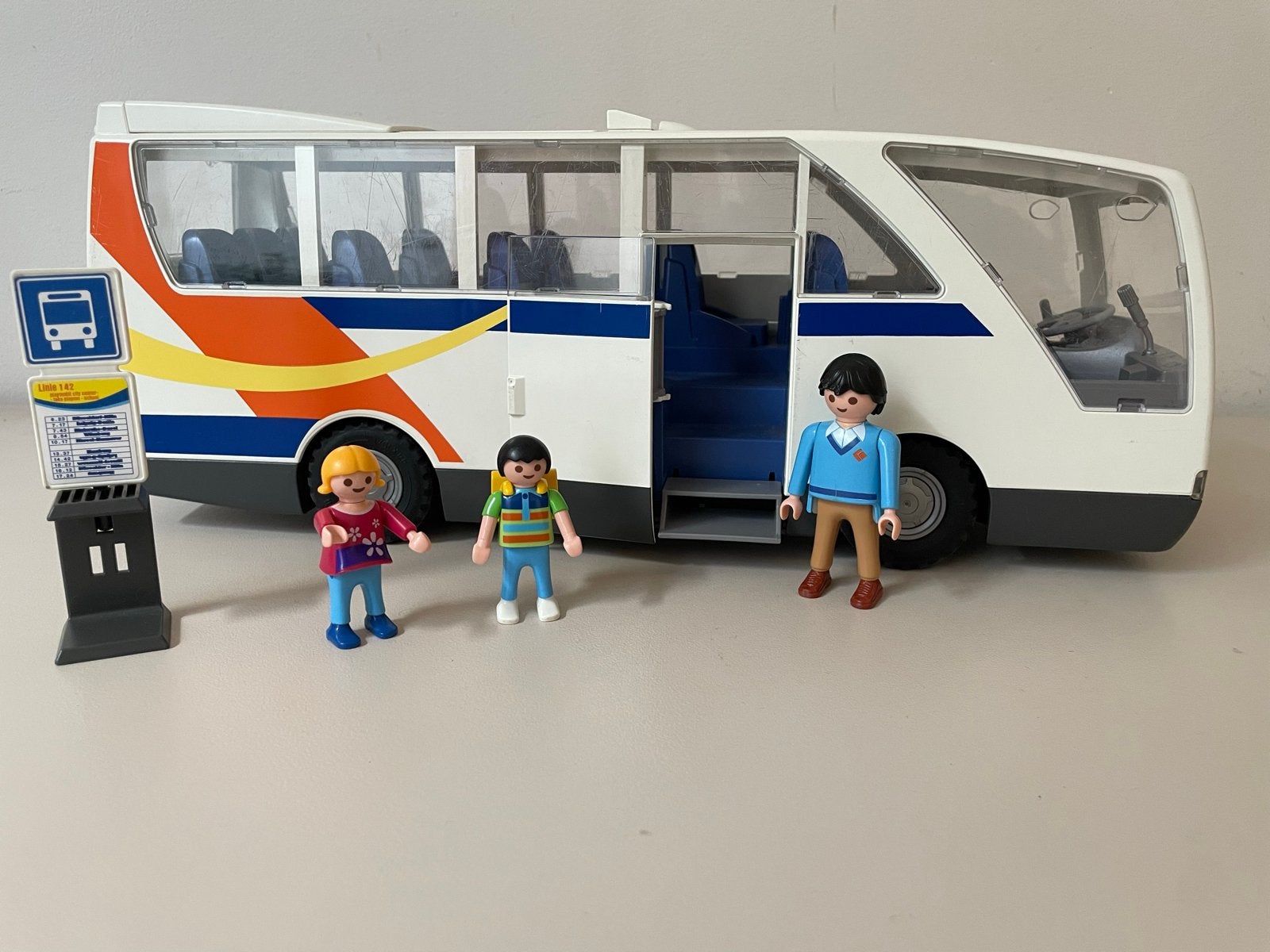 Playmobil bus met figuren en bushalte, Ophalen, Gebruikt, Jongen of Meisje