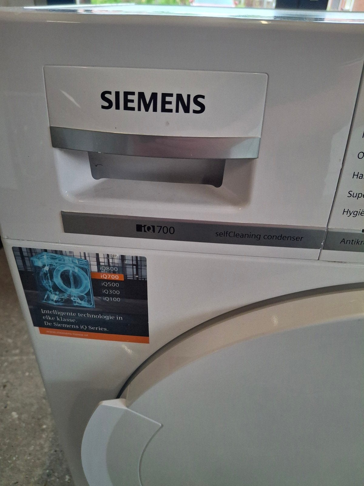 Siemens warmtepompdroger IQ700, Minder dan 85 cm, Siemens, 8 tot 10 kg, Refurbished