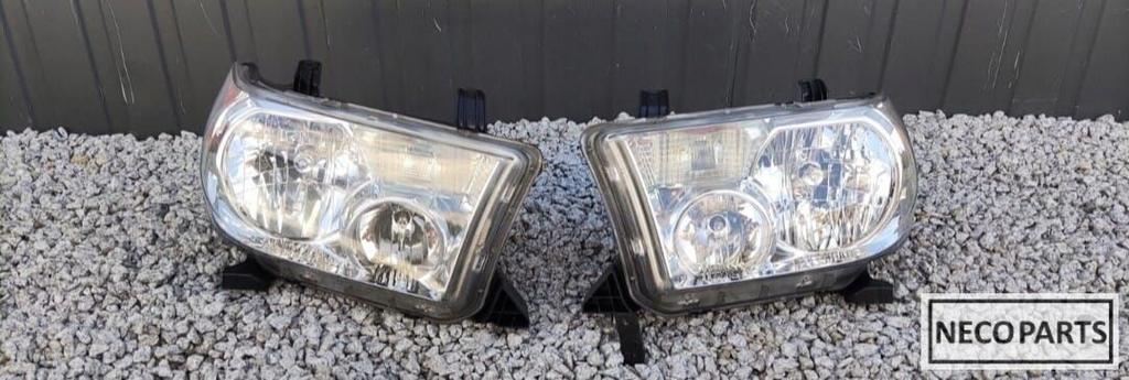 TOYOTA TUNDRA 2007-2014 KOPLAMP KOPLAMPEN R-L, Ophalen of Verzenden, Gebruikt, Toyota, Bumper