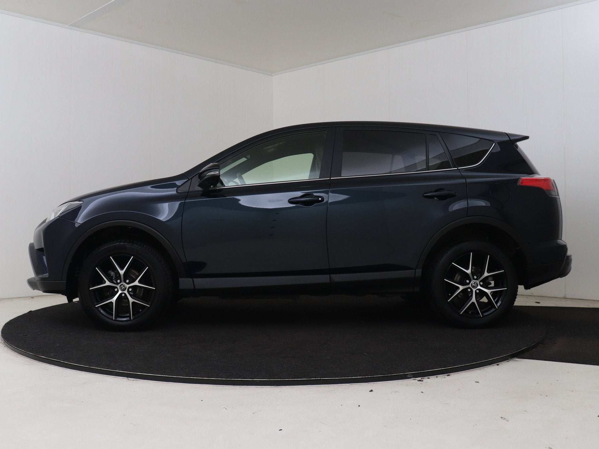 Toyota RAV4 2.0 VVT-i AWD Style | 2000KG trekgewicht Mogelij, 15 km/l, Gebruikt, 4 cilinders, Blauw
