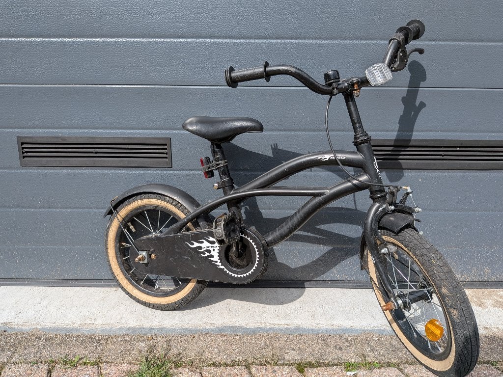 Kinderfiets zwart stoer, Ophalen, Gebruikt, Terugtraprem, Minder dan 16 inch