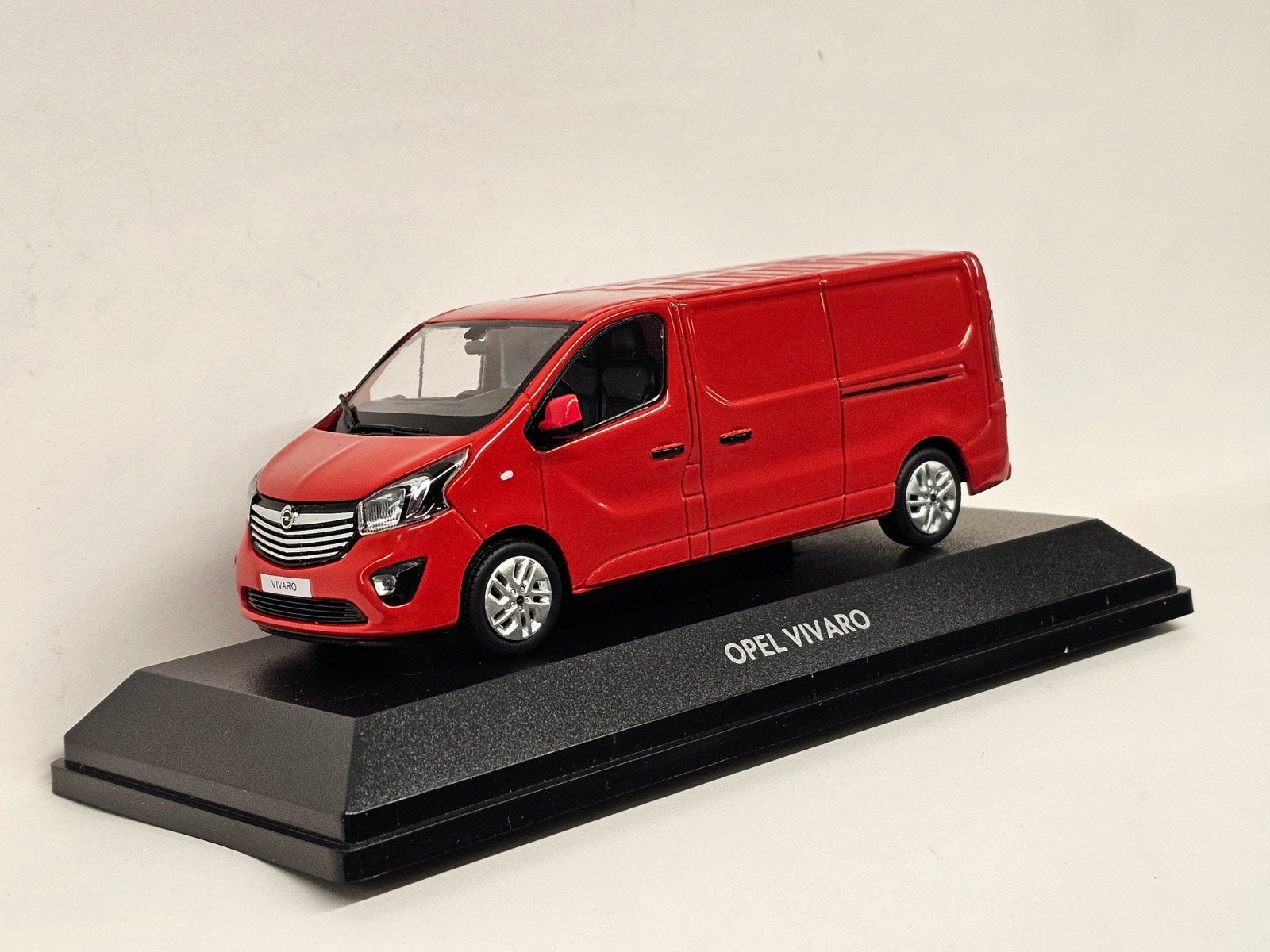 Iscale Opel Vivaro 1:43, Overige merken, Auto, Iscale, Nieuw