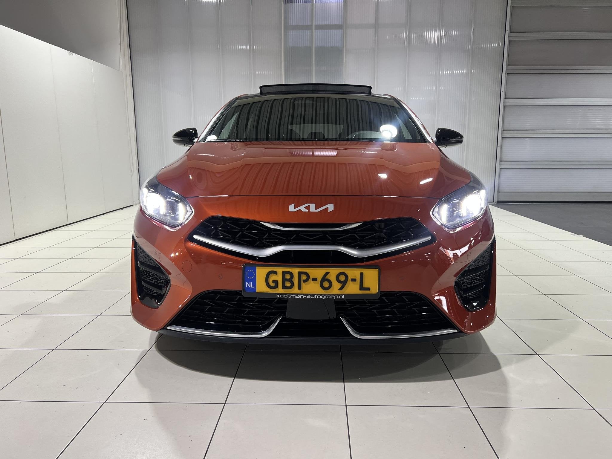 Kia ProCeed 1.5 T-GDi GT-Line AUTOMAAT, Schuifdak, Apple Car, Auto's, 1325 kg, Gebruikt, Euro 6, 610 kg
