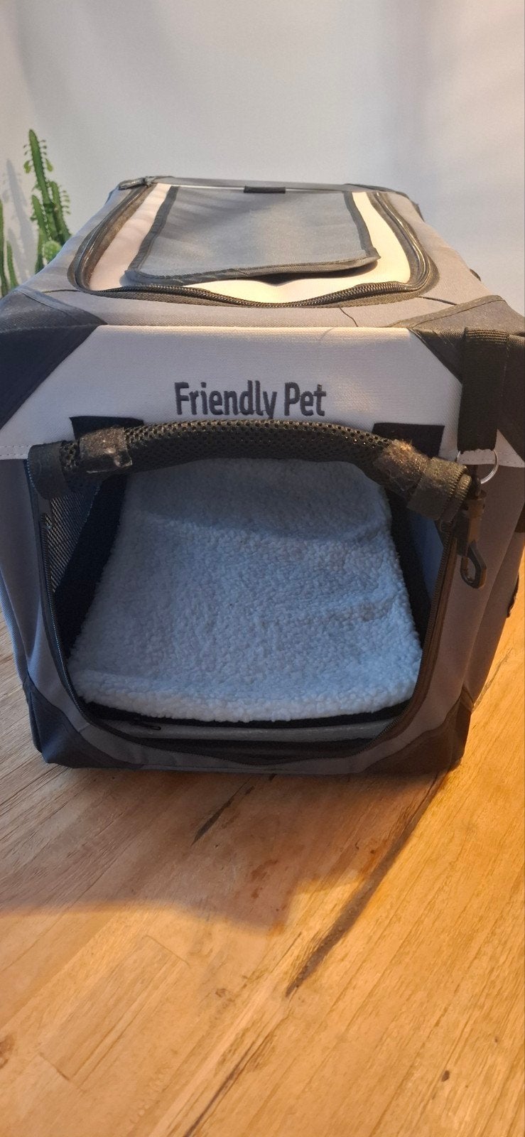 Honden of katten bench, Ophalen, Zo goed als nieuw