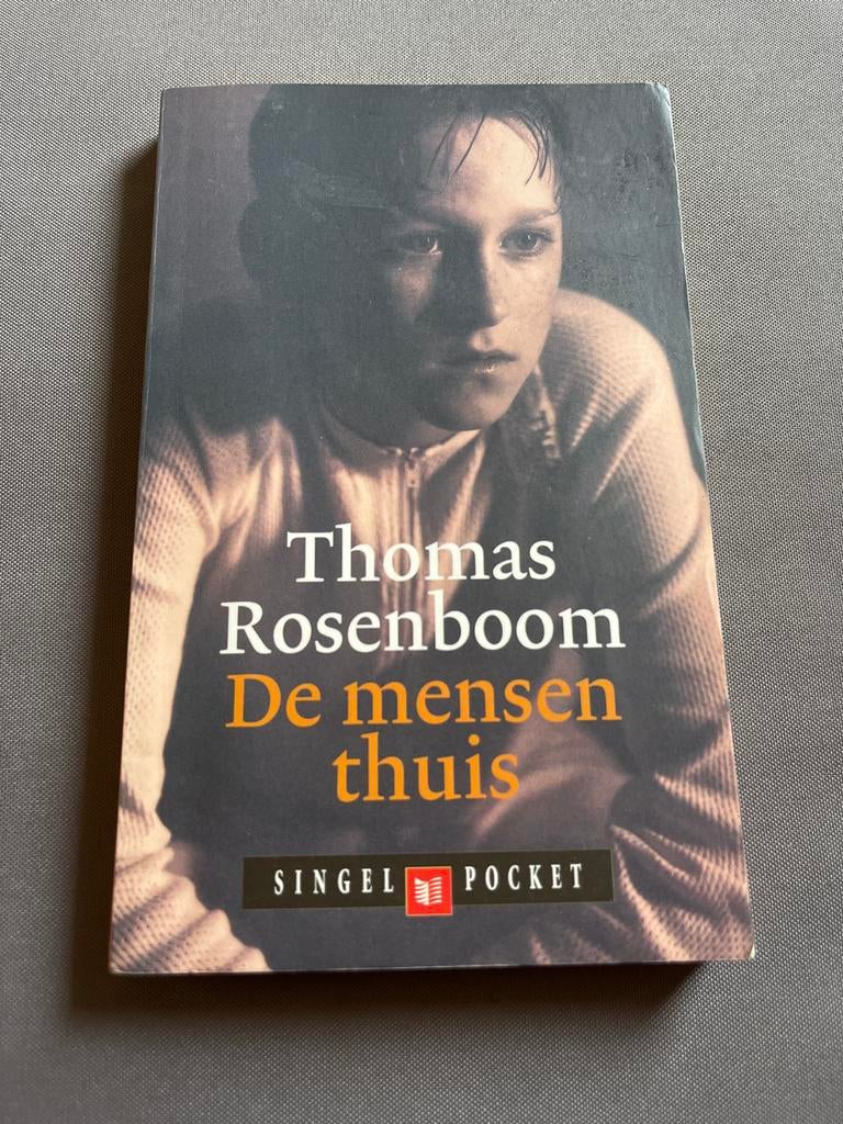 De mensen thuis - Thomas Rosenboom (Singel Pocket), Ophalen of Verzenden, Zo goed als nieuw