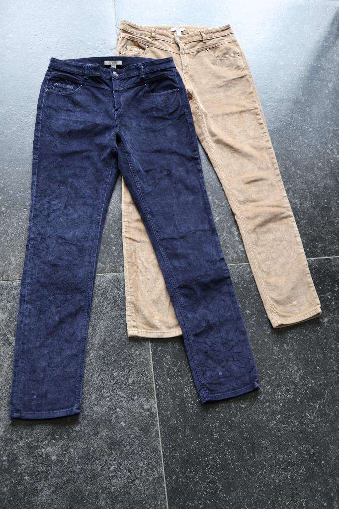 2 Ribfluwelen broeken Esprit, Kleding | Dames, Maat 38/40 (M), Blauw, Ophalen of Verzenden, Zo goed als nieuw