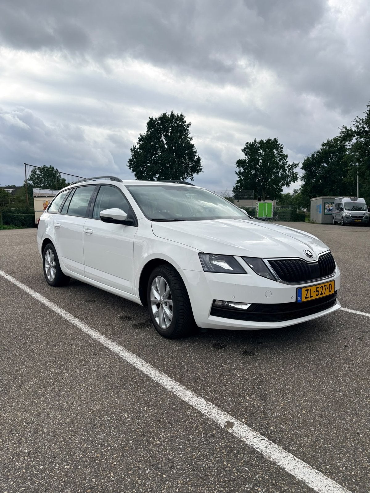 Skoda Octavia 1.0 TSI Greentech 115pk 2019 Wit, Auto's, Voorwielaandrijving, Stof, Zwart, Wit
