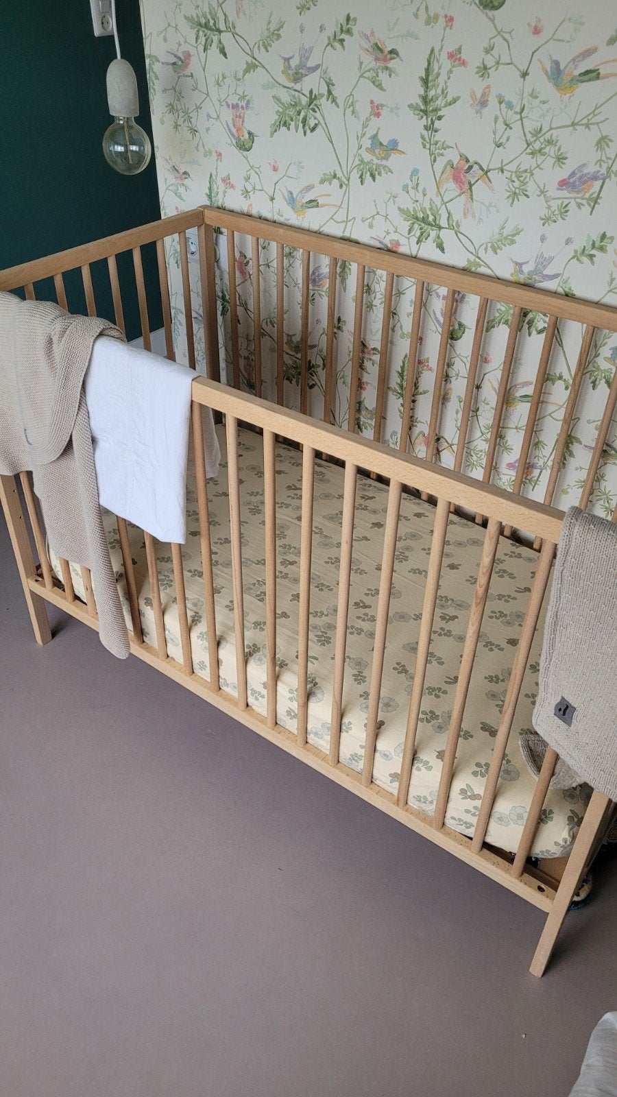 Berkenhout ledikant met bamboe matras en toebehoren, Ophalen, Zo goed als nieuw, Minder dan 140 cm, Matras