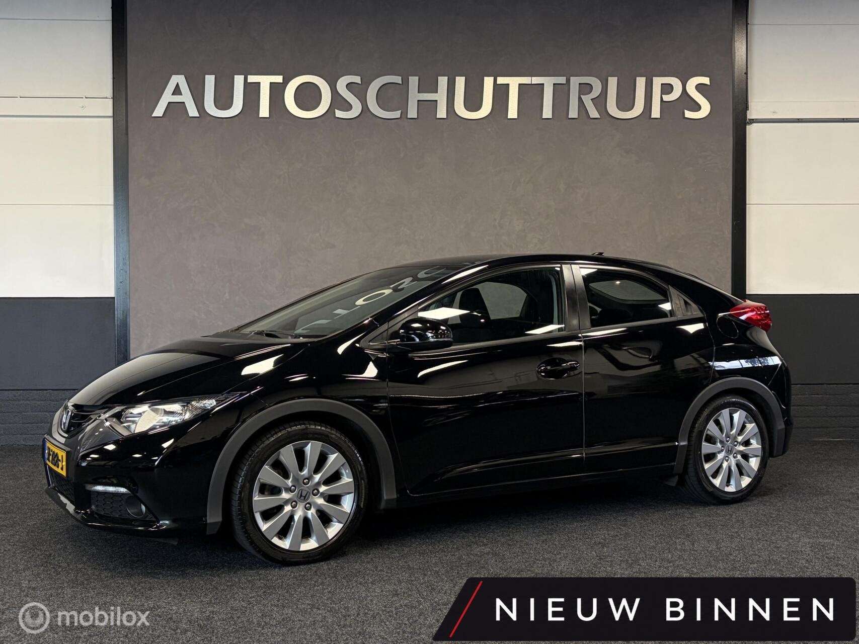 Honda Civic 1.8 Sport CLIMA / CRUISE / TR.HAAK / DEALER O.H, Auto's, Voorwielaandrijving, Euro 5, Stof, Gebruikt