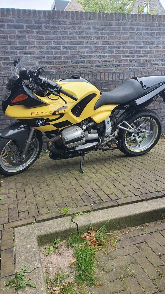 R1100s In de mooie gele kleur, Motoren, Motoren | BMW, 2 cilinders, Occasion, Cardan-aandrijving, 1100 cc