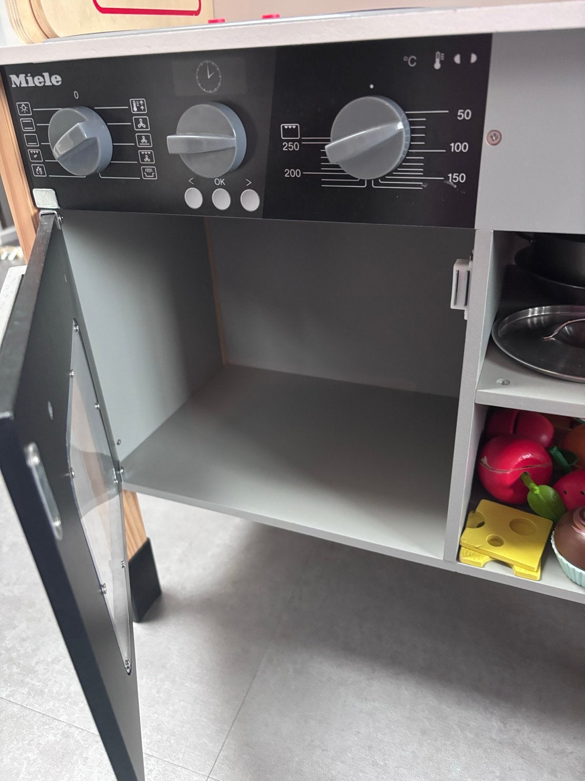 Miele speelgoedkeuken - Zeer compleet, Ophalen, Gebruikt, Ontdekken, Met geluid