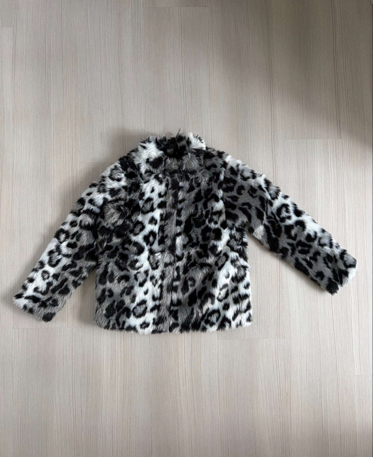 Koko Noko Jas faux fur maat 128 luipaard panter print, Ophalen of Verzenden, Nieuw, Meisje, Jas
