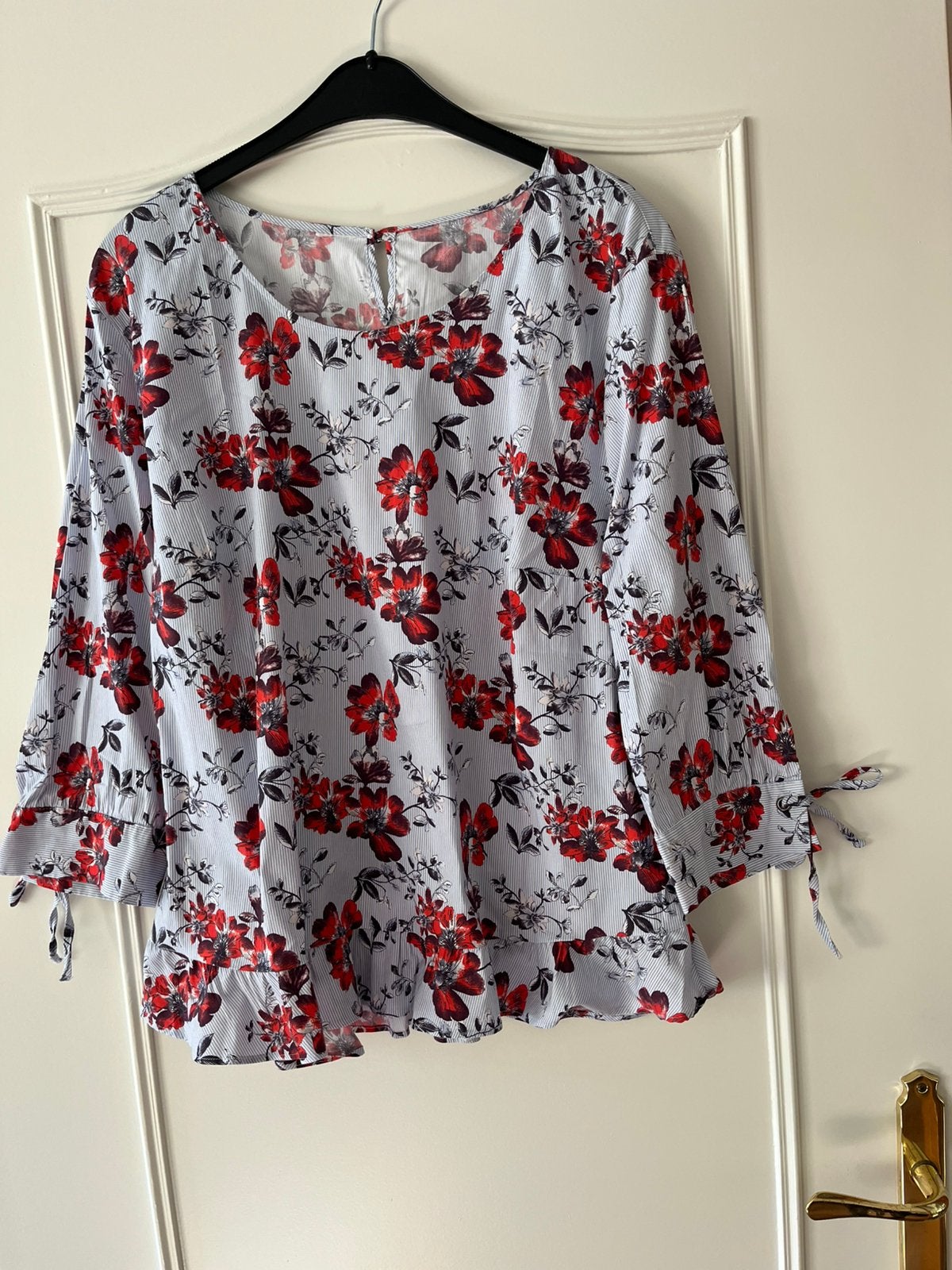 Leuke blouse , met golf randje, mt 44, Ophalen of Verzenden, Zo goed als nieuw, Maat 42/44 (L), Blauw