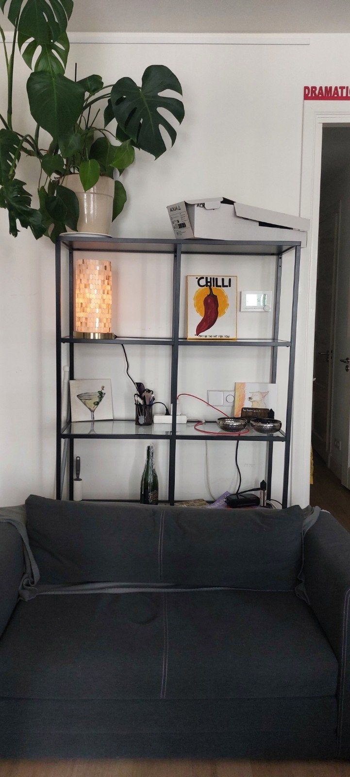 black vittsjö shelf, Ophalen, Zo goed als nieuw
