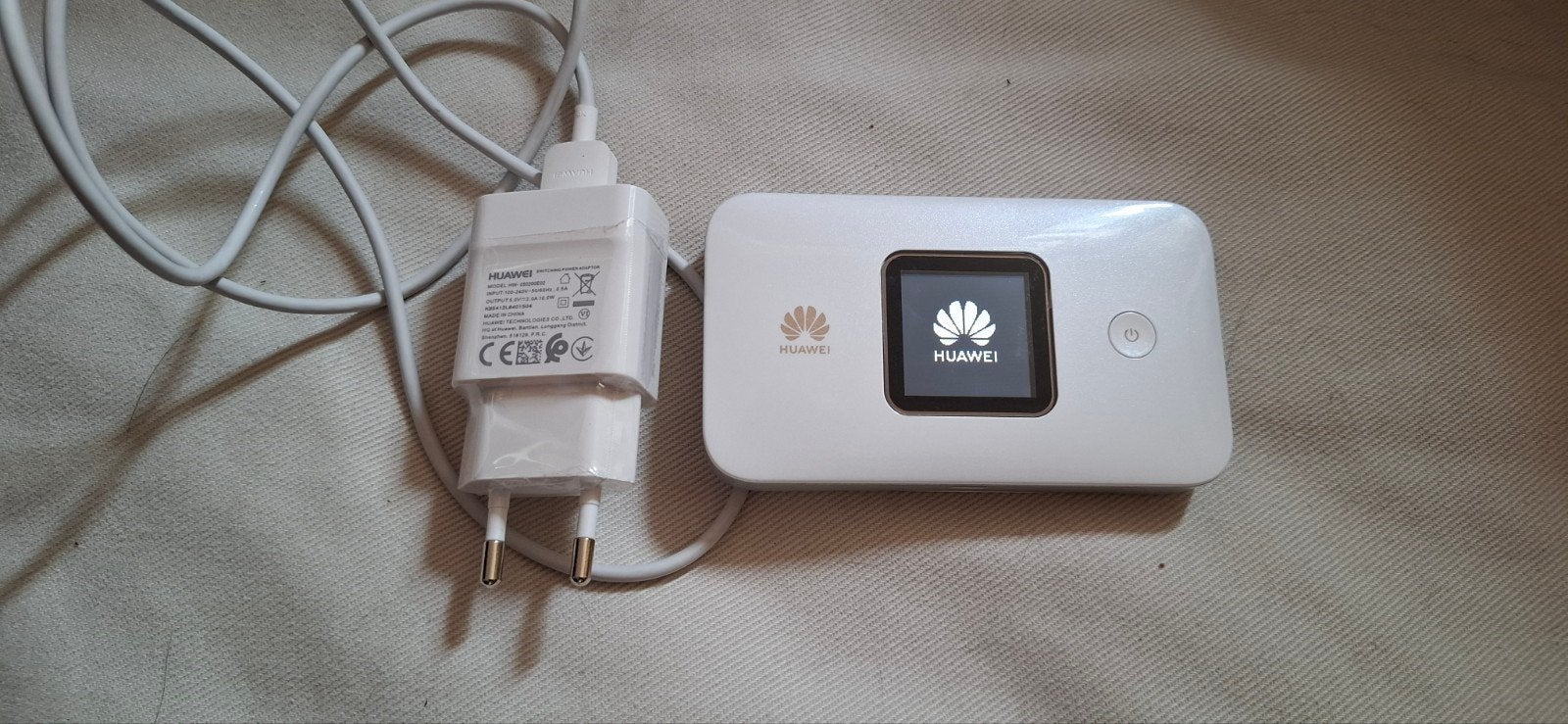 Huawei E5785-320a MiFi Mobiele WiFi Hotspot, Ophalen, Zo goed als nieuw