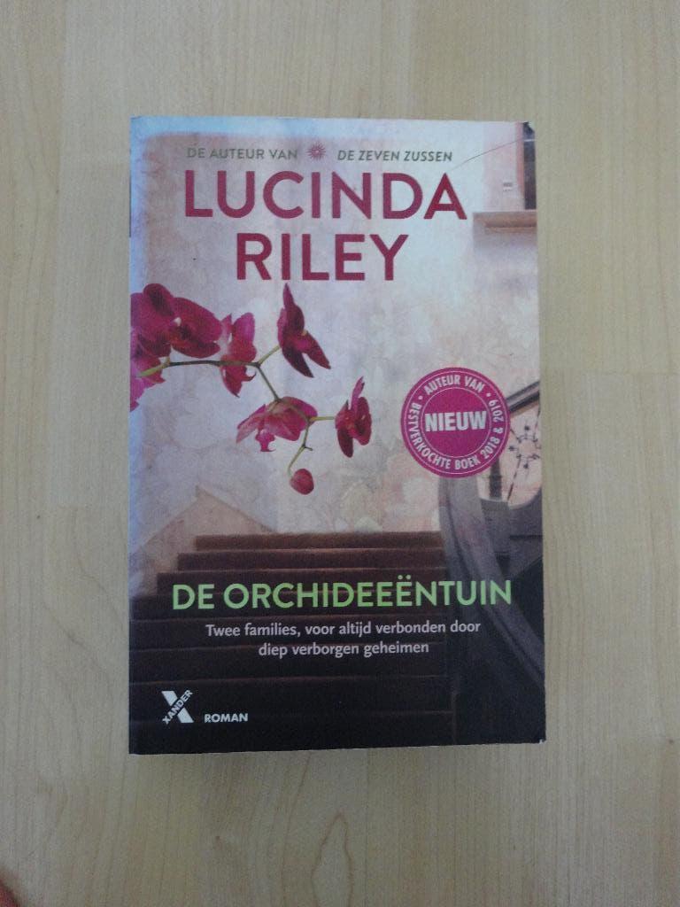 De orchideeëntuin – Lucinda Riley, Ophalen of Verzenden, Zo goed als nieuw