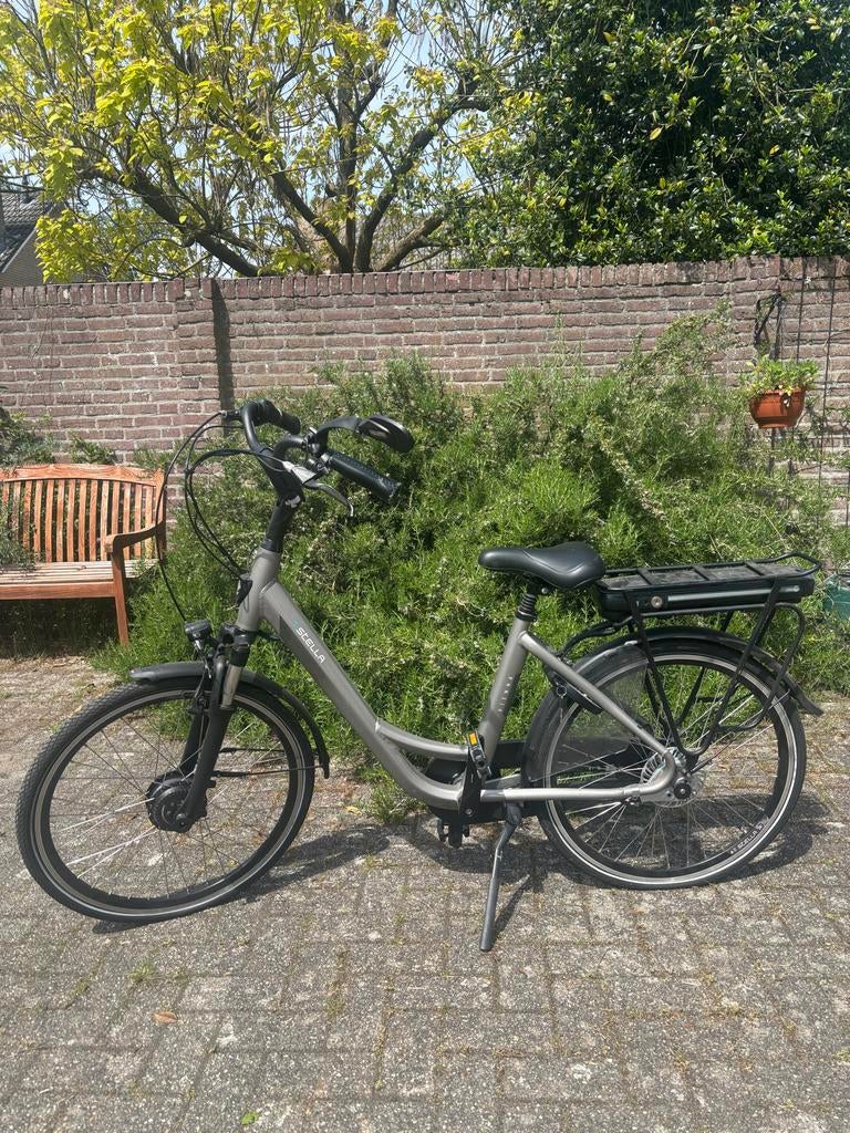 Stella E-bike Vienna Comfort U N7R 26 inch M - Zo goed als n, Fietsen en Brommers, Elektrische fietsen, Zo goed als nieuw, Minder dan 47 cm