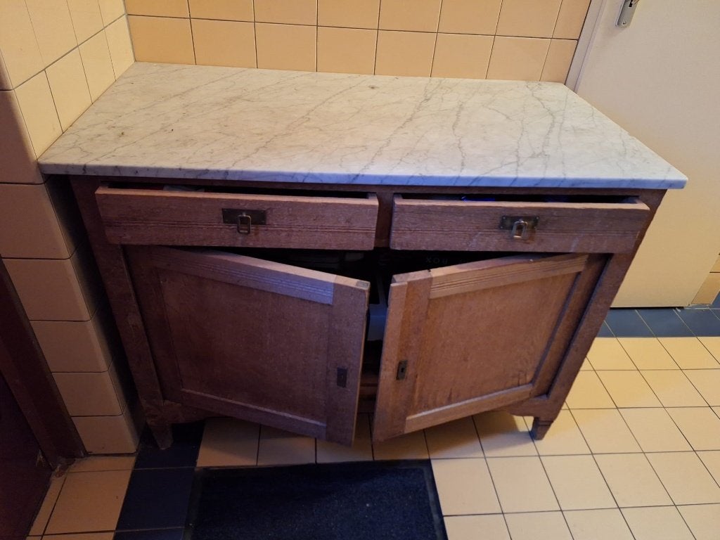 dressoir met marmerenblad, Ophalen