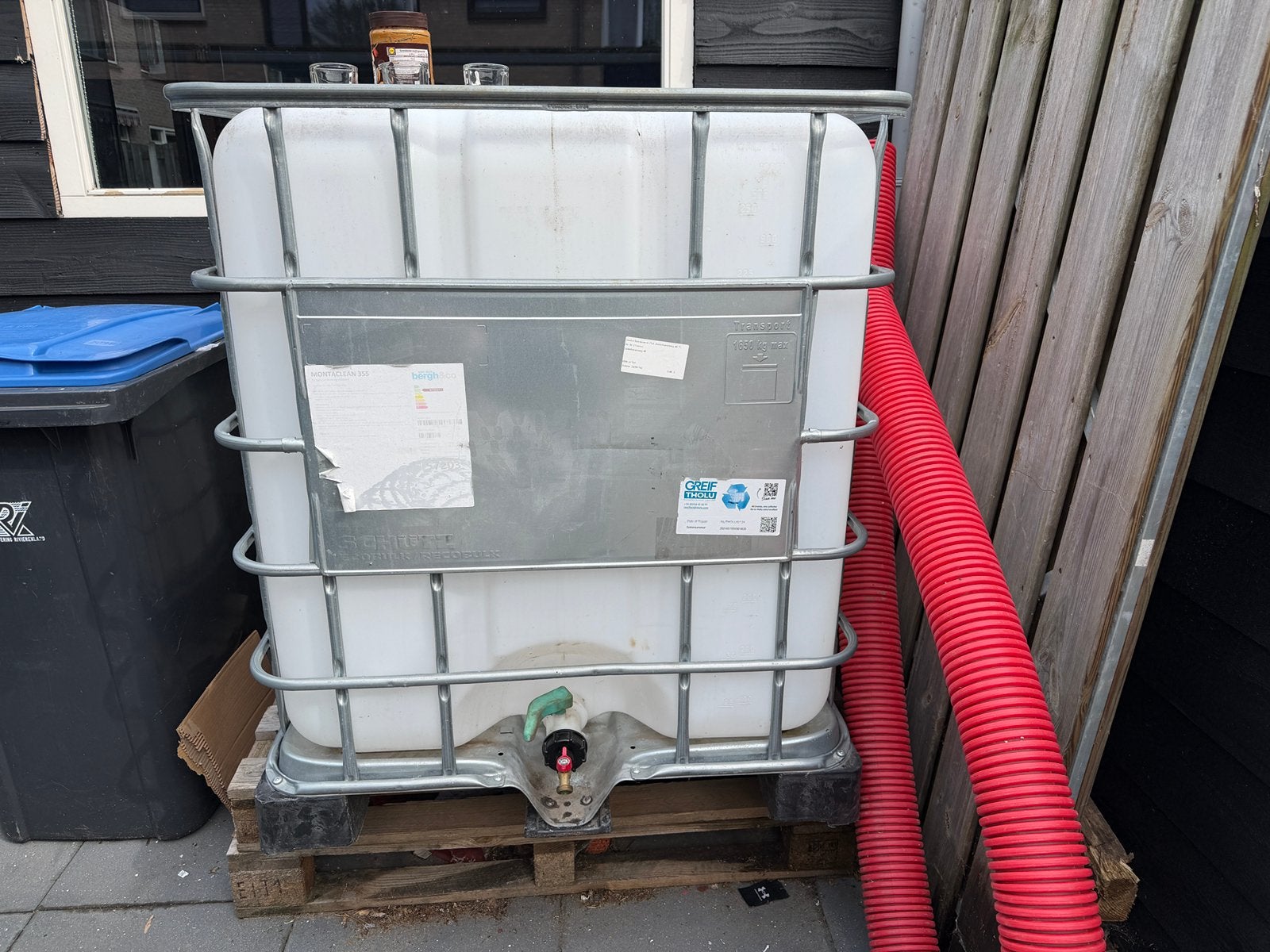 IBC Watertank 1000 liter met kraan, Ophalen, Kunststof, Gebruikt, Met kraantje