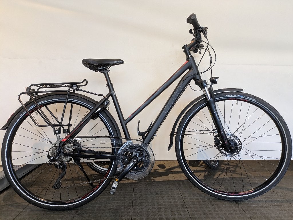 28 inch Cube Touring SL met 30 versnellingen, deore XT., 28 inch, Zo goed als nieuw, Schijfrem, Ophalen