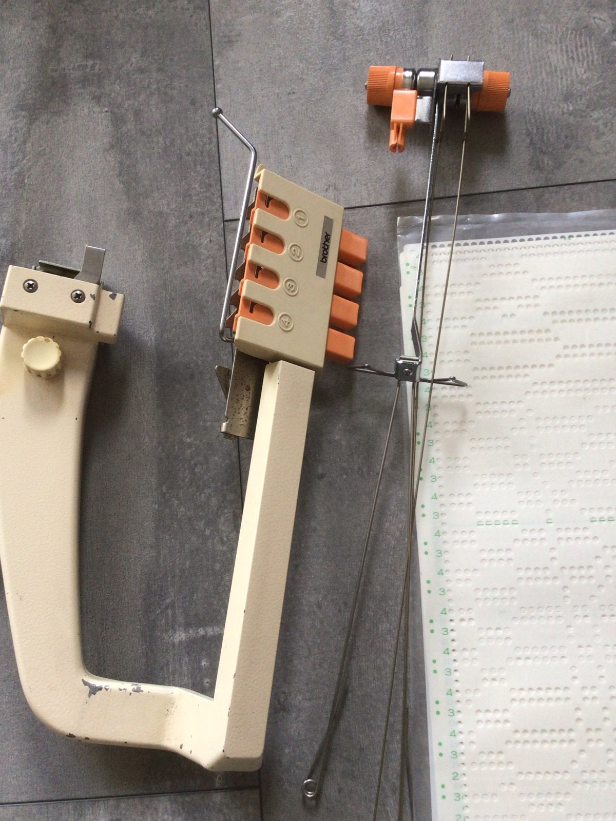 Brother dubbelbed kleurenautomaat (niet compleet), Ophalen of Verzenden, Gebruikt, Breien, Machine