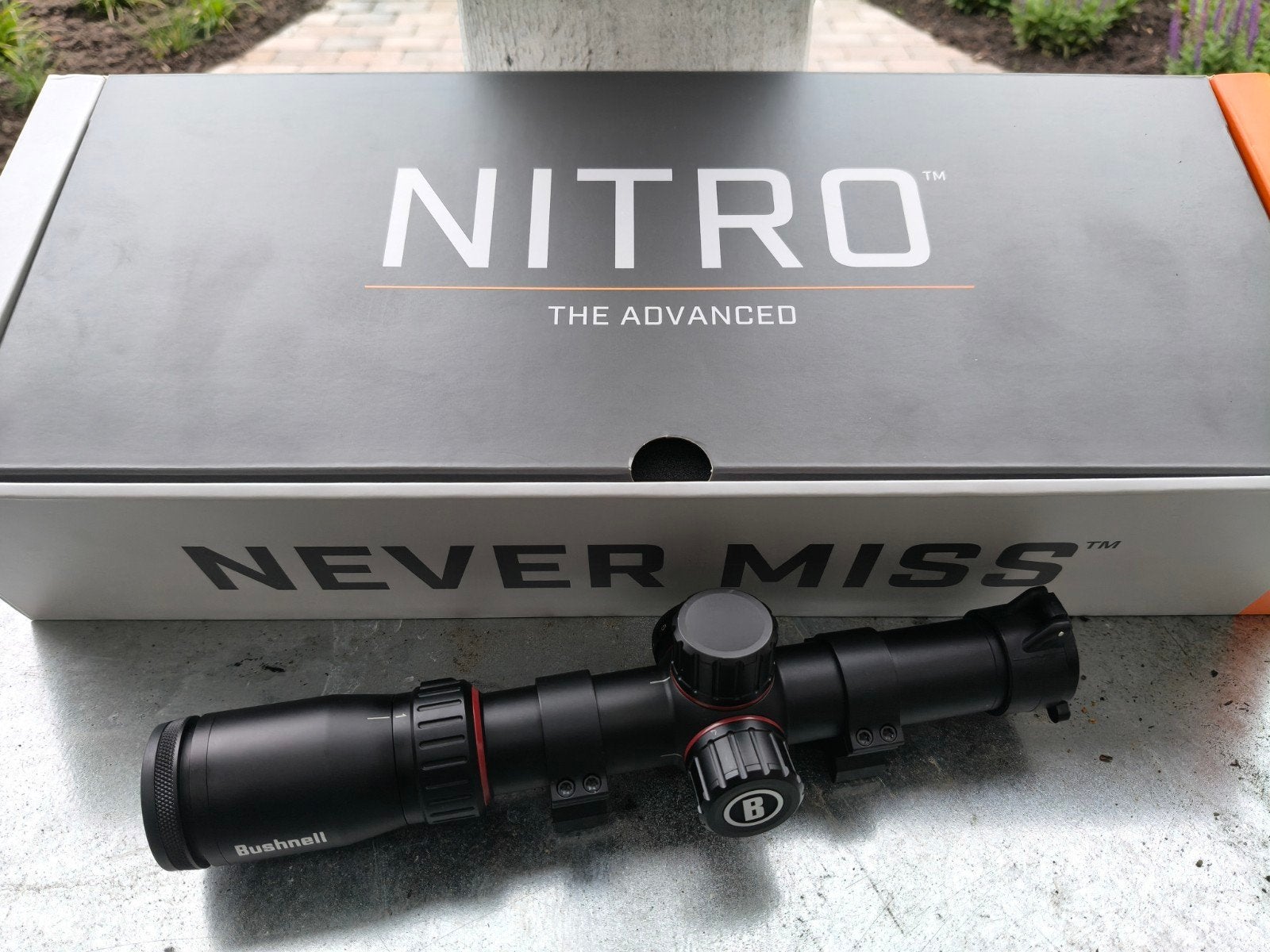 Bushnell Nitro Drukjacht Richtkijker 1-6x24mm - Nieuw, Ophalen of Verzenden, Nieuw