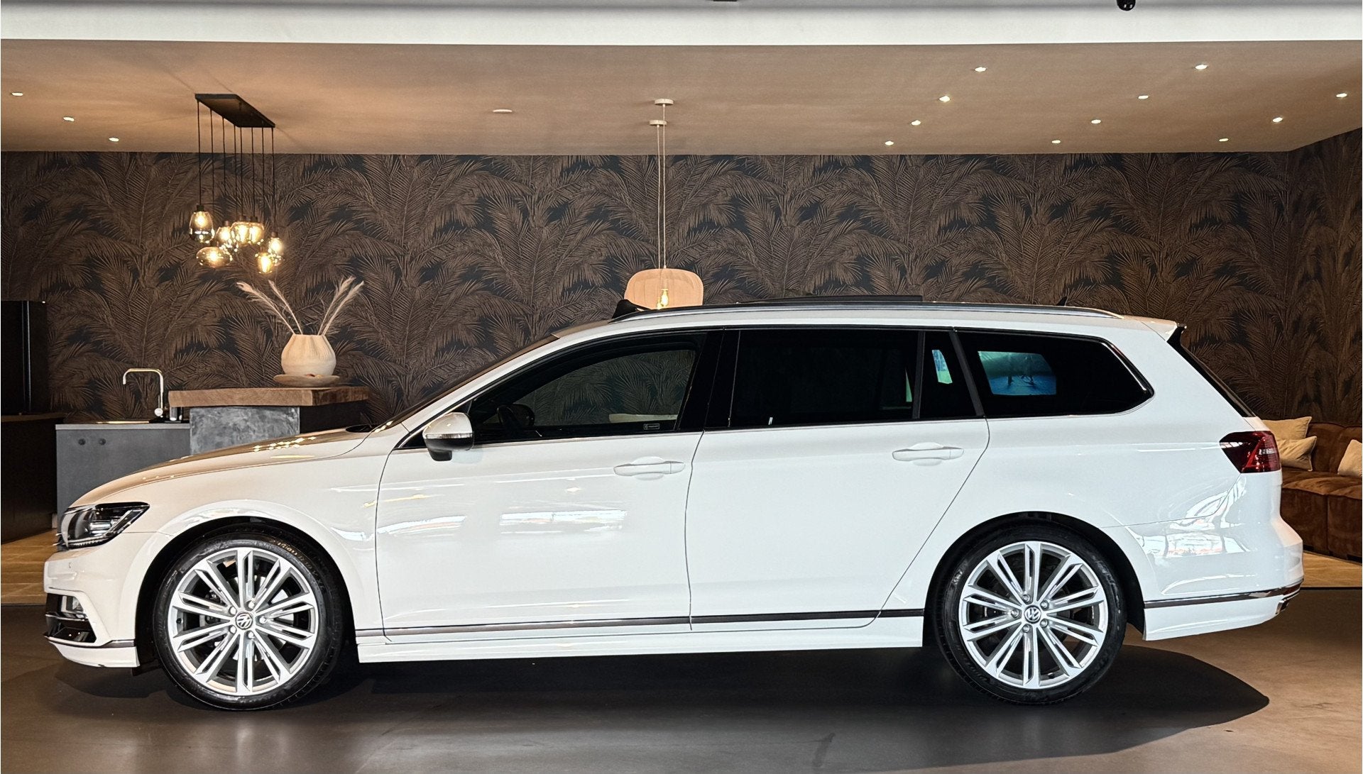 Volkswagen Passat Variant 1.5 TSI R-LINE I PANO I DSG I LEDE, 730 kg, Euro 6, 4 cilinders, 150 pk