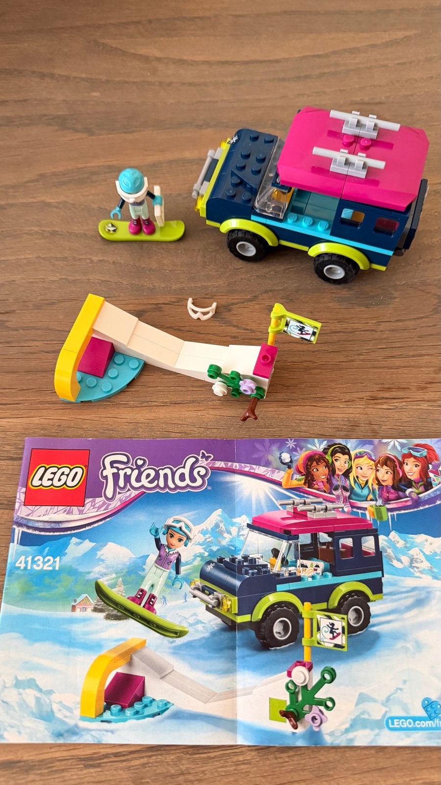 LEGO Friends 41321 Snow Resort Off-Roader met Mia, Ophalen of Verzenden, Zo goed als nieuw