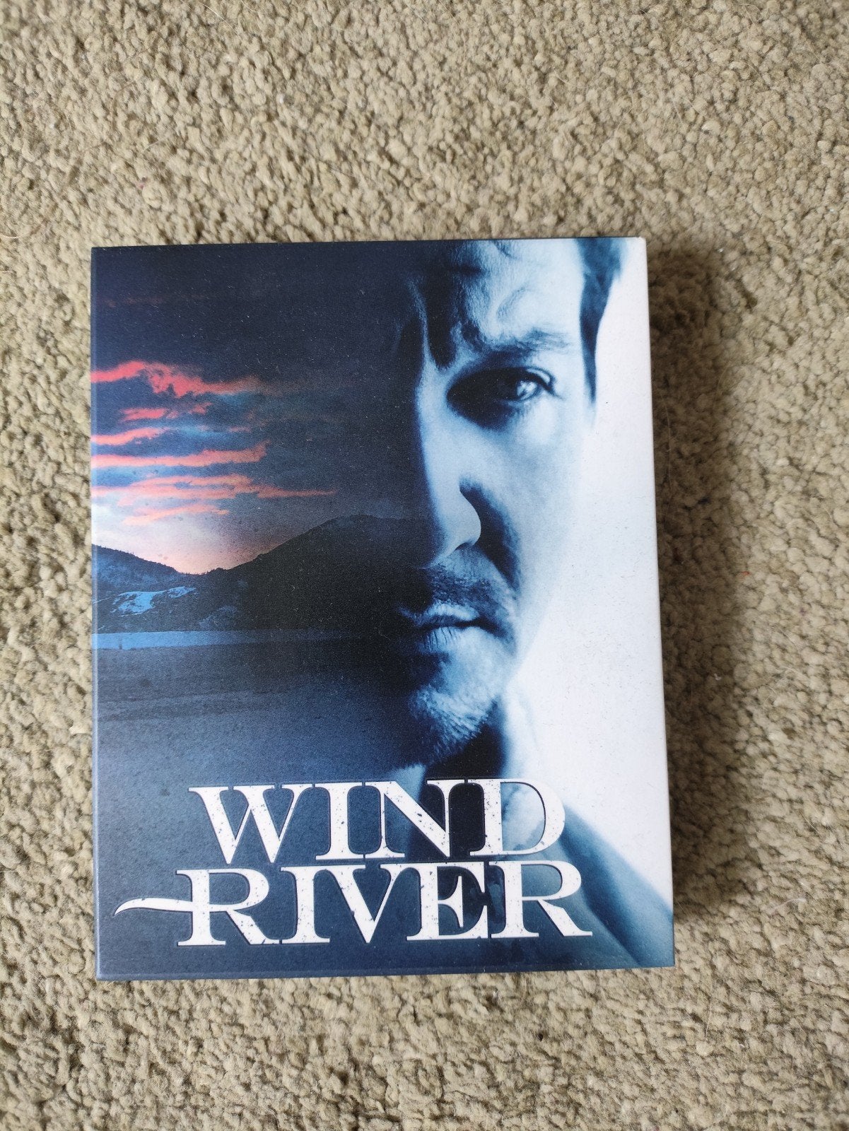 Wind River Filmarena blu ray steelbook, Cd's en Dvd's, Engels, Film, Ophalen of Verzenden, Zo goed als nieuw