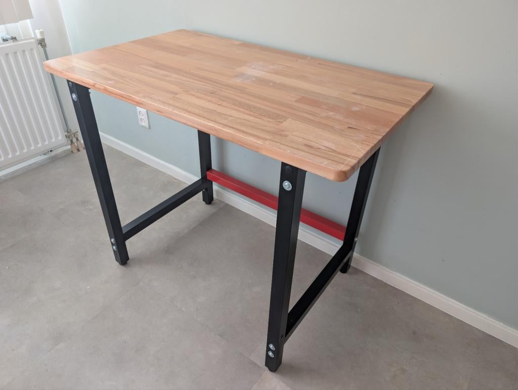 Stevige werkbank met houten blad, Ophalen, Gebruikt