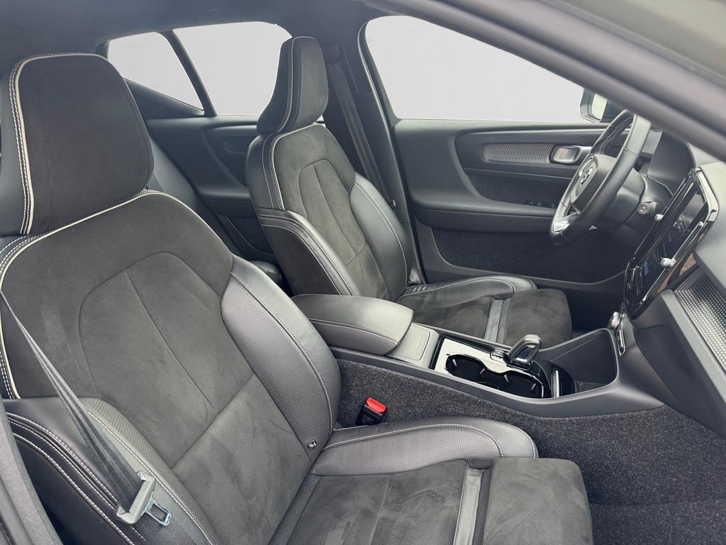 Volvo XC40 Recharge P8 AWD R-Design- SOH 89%, Trekhaak Desig, Auto's, Volvo, Gebruikt, Vierwielaandrijving, 408 pk, 1000 cc