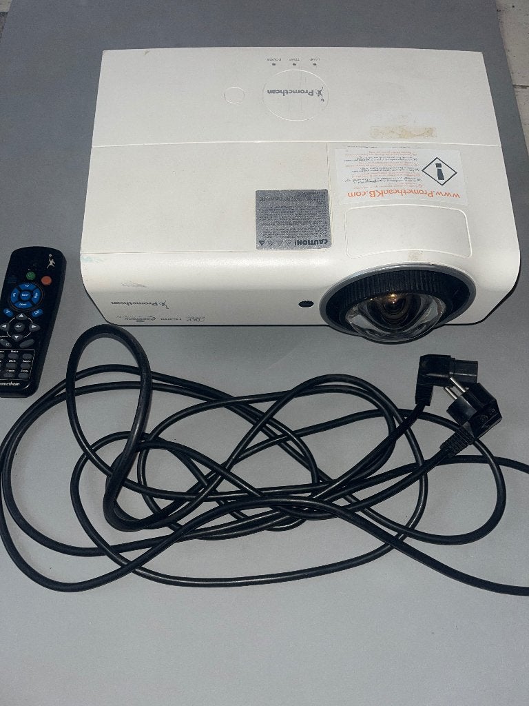 Promethean PRM-45A Short-Throw Projector – For Parts/Repair, Promethean, Ophalen of Verzenden, Niet werkend, Overige resoluties